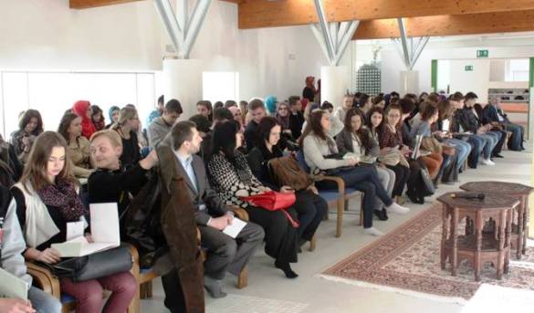 Održana XVI Internacionalna debata učenika srednjih škola u Medresi