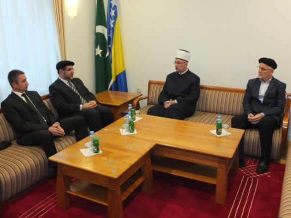 Predstavnici Uprave za vjerske poslove posjetili Muftijstvo tuzlansko