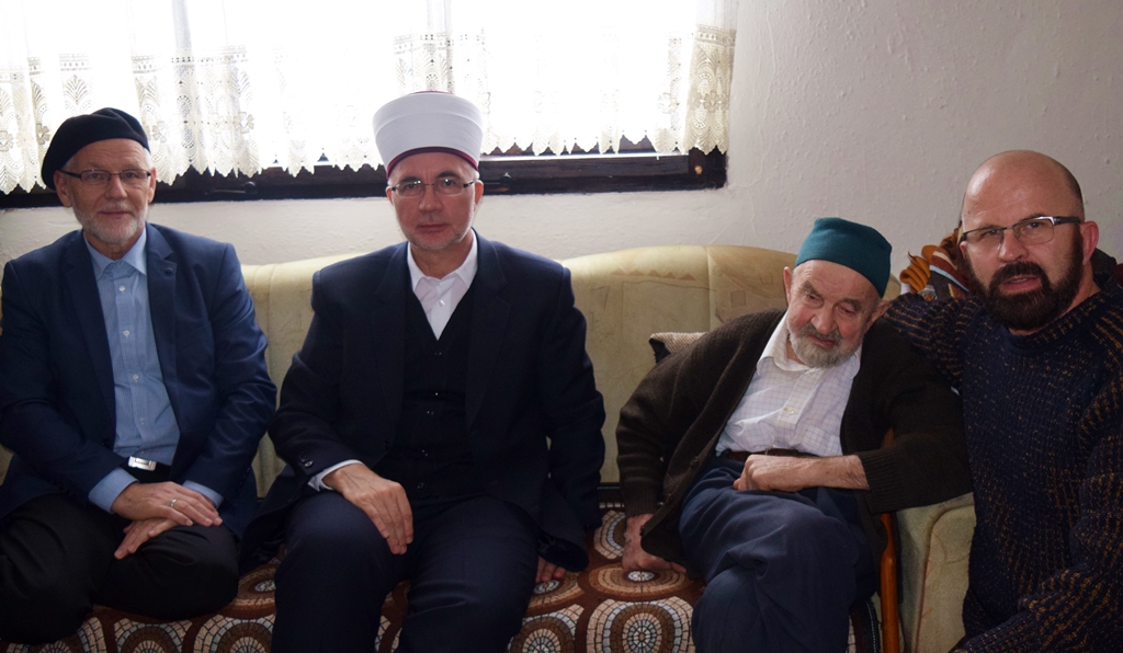 Muftija Vahid-ef. Fazlović posjetio devedesetogodišnjeg Bešlagu Bajraktarevića