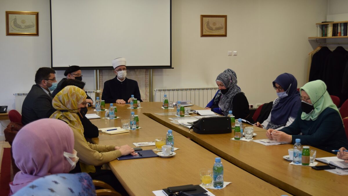 Sastanak Muftije tuzlanskog s koordinatoricama odjela za brak i porodicu
