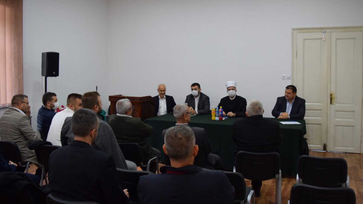 Muftija Fazlović posjetio Medžlis Islamske zajednice Gradačac