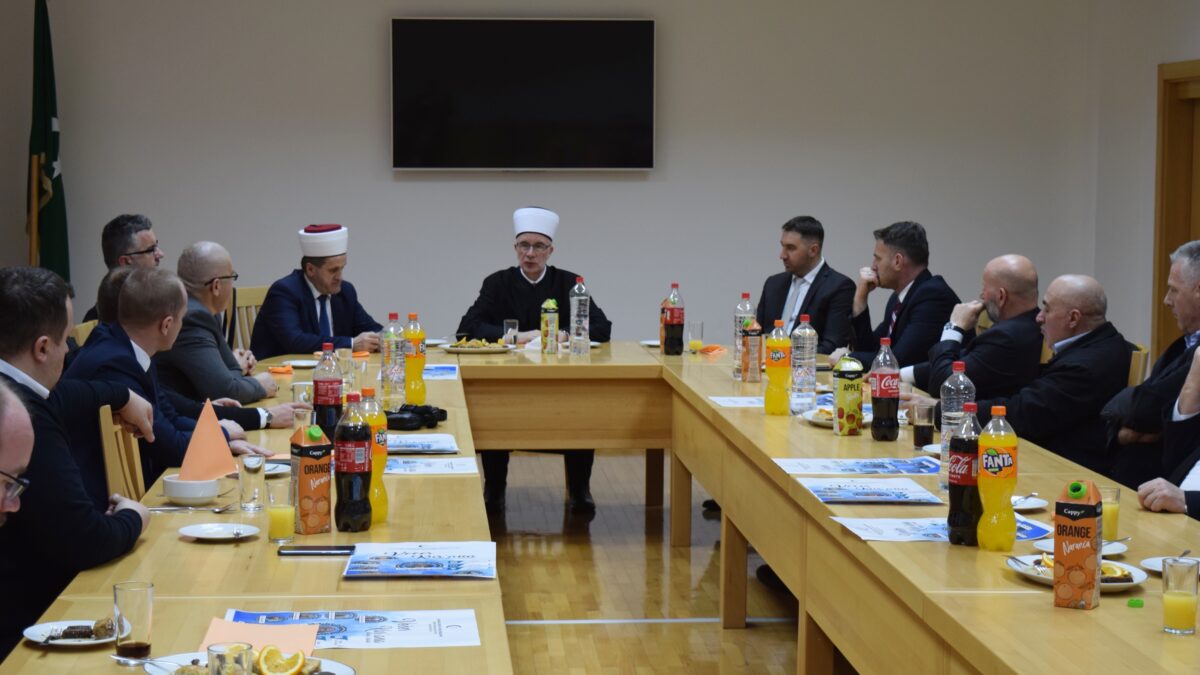 Muftija Fazlović posjetio Medžlis Islamske zajednice Brčko