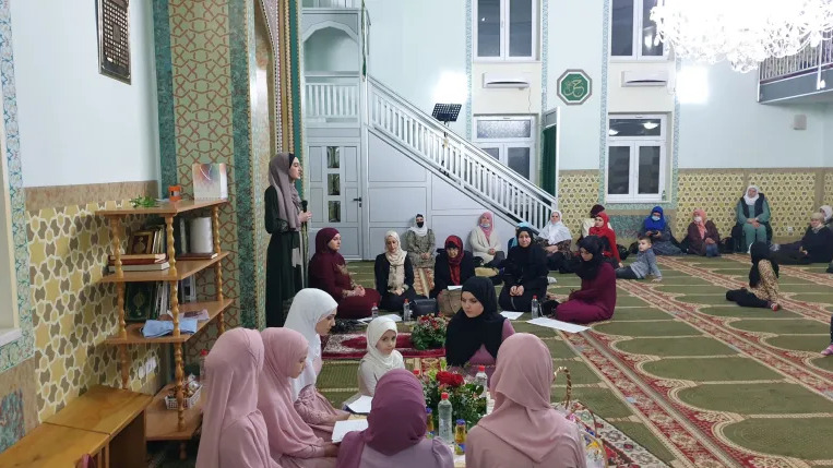 Mevludska svečanost za žene u Palutinskoj džamiji u Janji