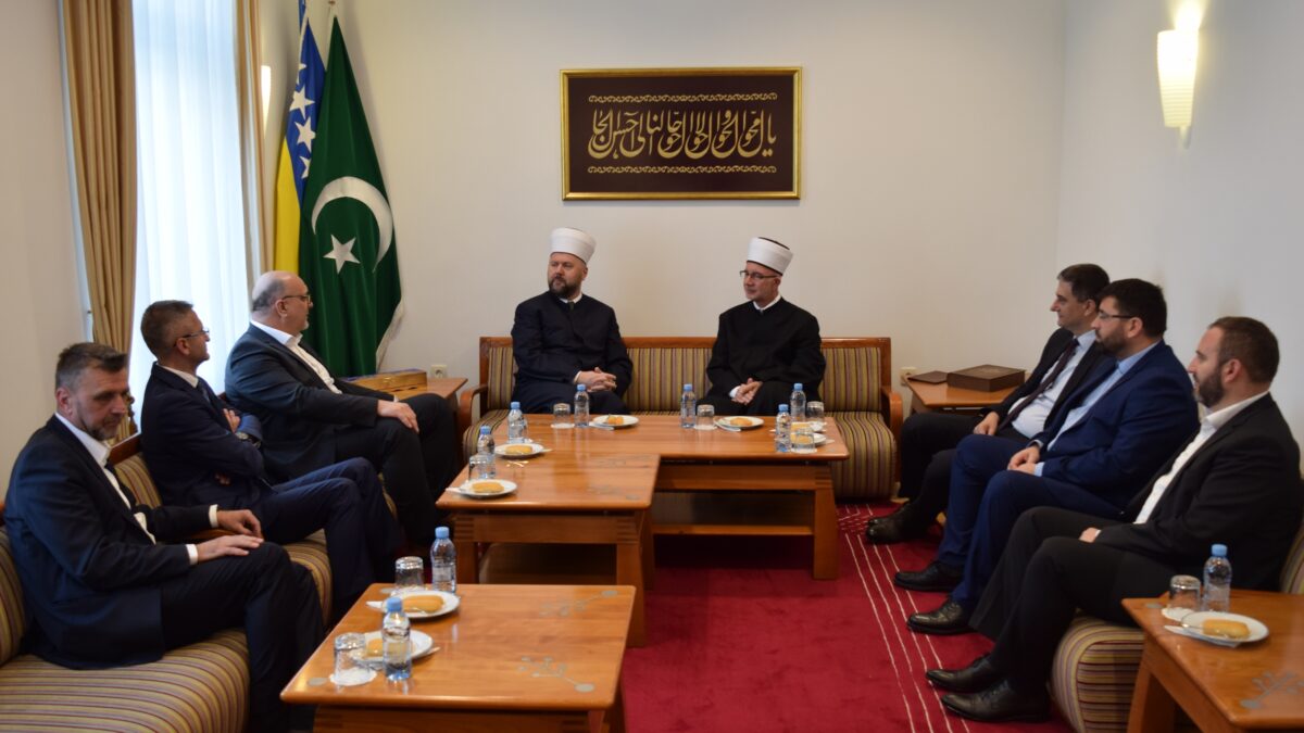 Delegacija Muftijstva zeničkog posjetila Muftijstvo tuzlansko