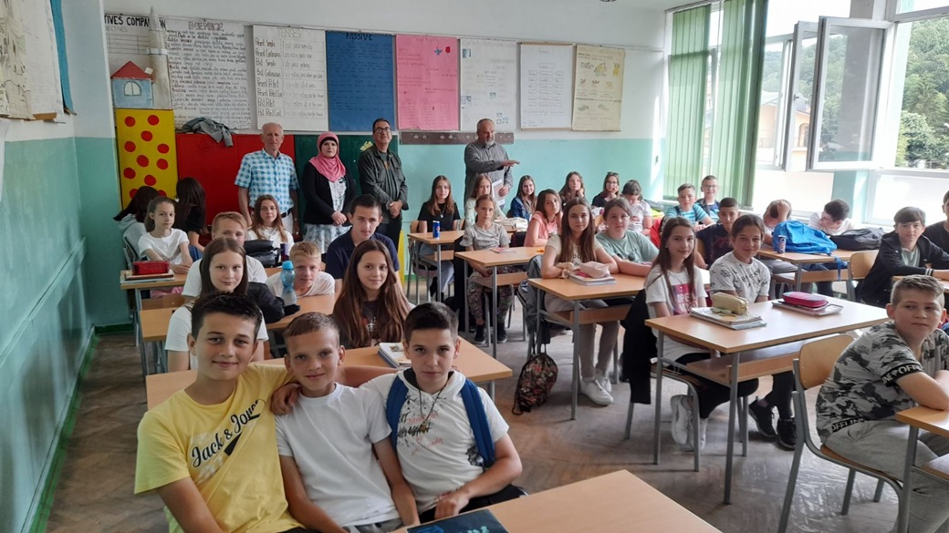 Dani Hasana Kaimije: Druženje književnika sa učenicima u Podrinju