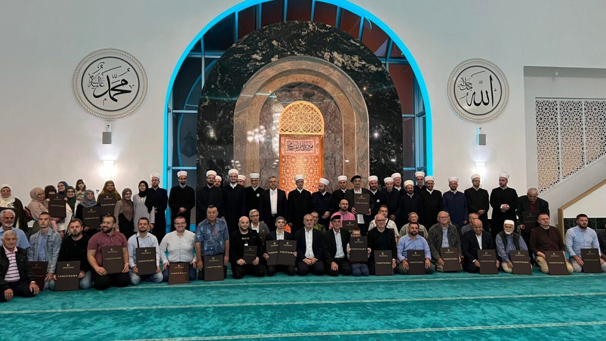 Muftija Fazlović na svečanosti u Džamiji “Kralj Abdullah”: Džamije su naše lađe spasa