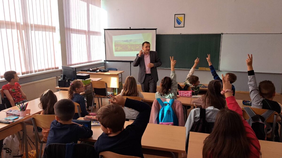 Prezentacija mekteba u JU “Druga osnovna škola Srebrenik”