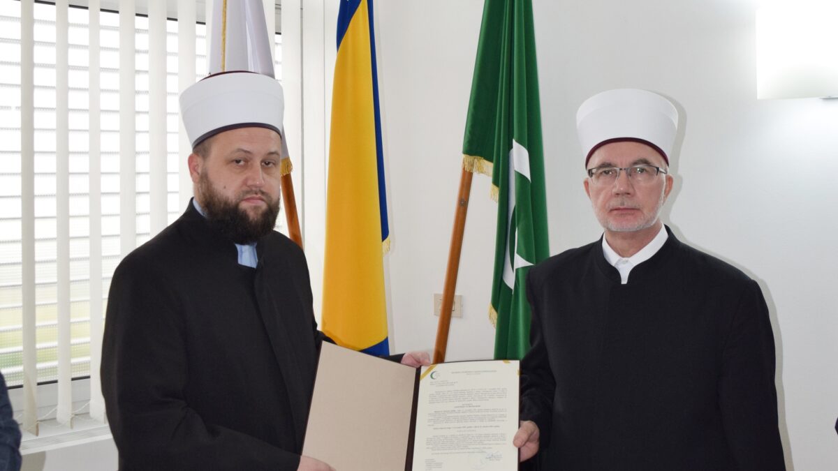 Muftija Fazlović uručio dekret novom glavnom imamu Medžlisa IZ Modriča