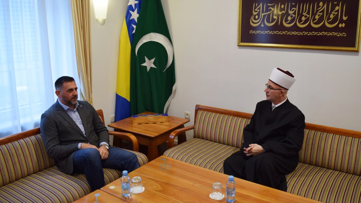 Muftija Fazlović i ministar Ramić razgovarali o nastavku saradnje i zajedničkim projektima pomoći povratnicima