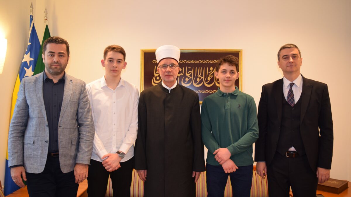 Muftija Fazlović primio učenike Behram-begove medrese: Izuzetna postignuća iz fizike