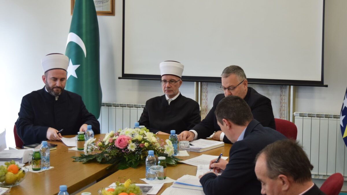 Održana svečana sjednica Izvršnog odbora Medžlisa Islamske zajednice Tuzla