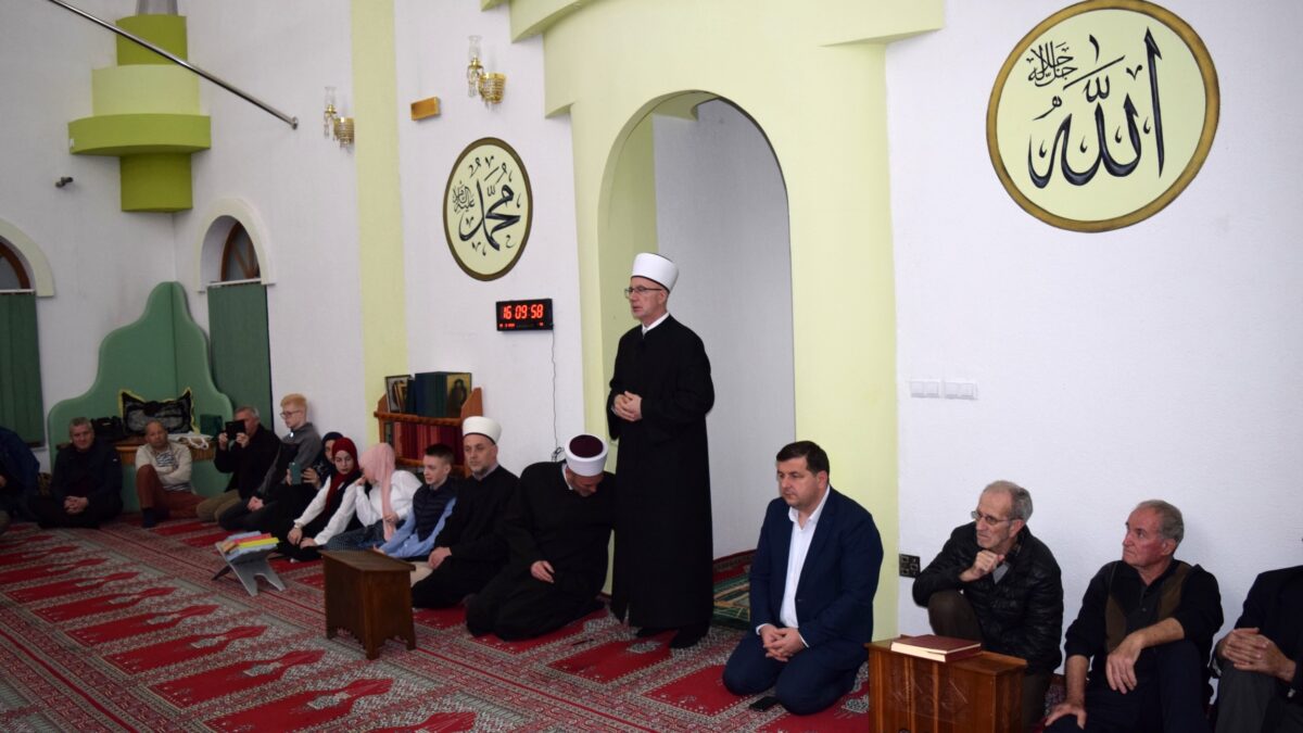Muftija Fazlović posjetio medžlise u Posavini