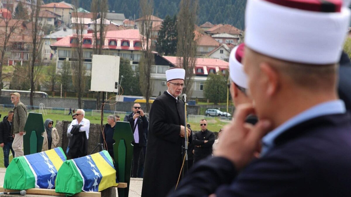 Muftija Fazlović u Vlasenici: Svi mi smo porodica naših šehida