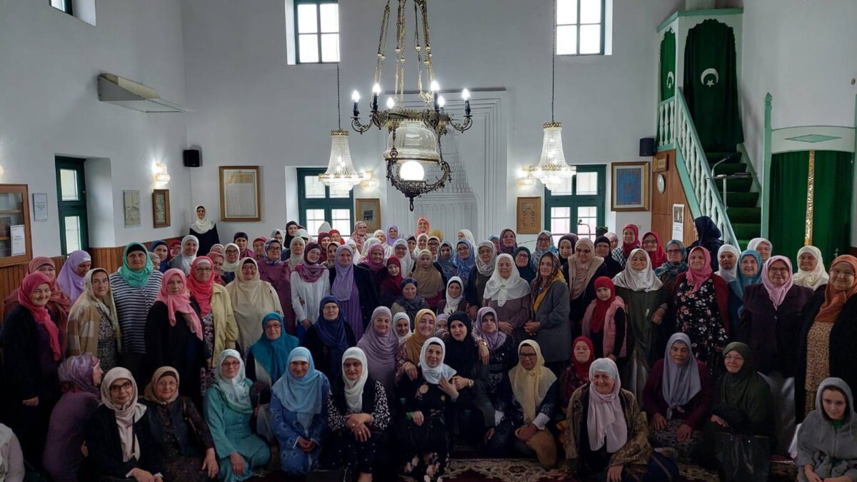 MIZ Gradačac: Mevlud za žene u džematu Svirac