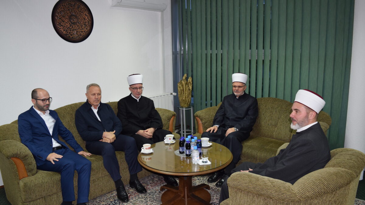 Zamjenik reisul-uleme i muftija tuzlanski posjetili Medžlis IZ Živinice