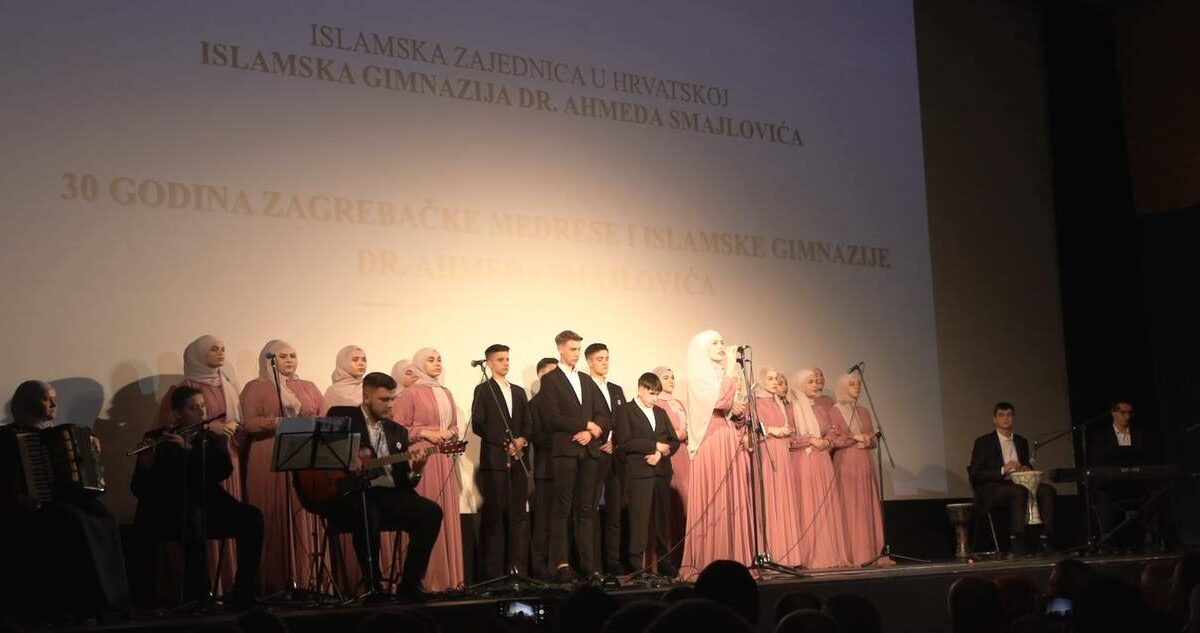 U Zagrebu održana svečana akademija povodom 30 godina rada Islamske gimnazije dr. Ahmeda Smajlovića