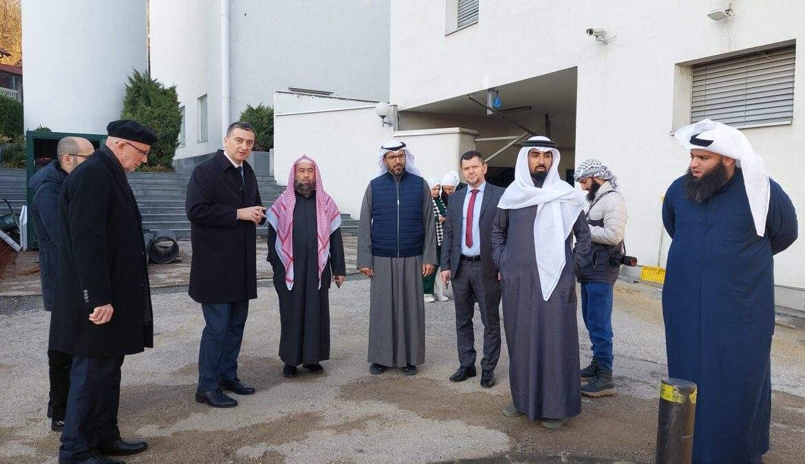 Kuvajtski vakifi posjetili Behram-begovu medresu