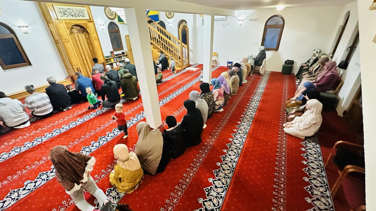MIZ Vlasenica: Ramazansko zajedništvo u džematu Cerska