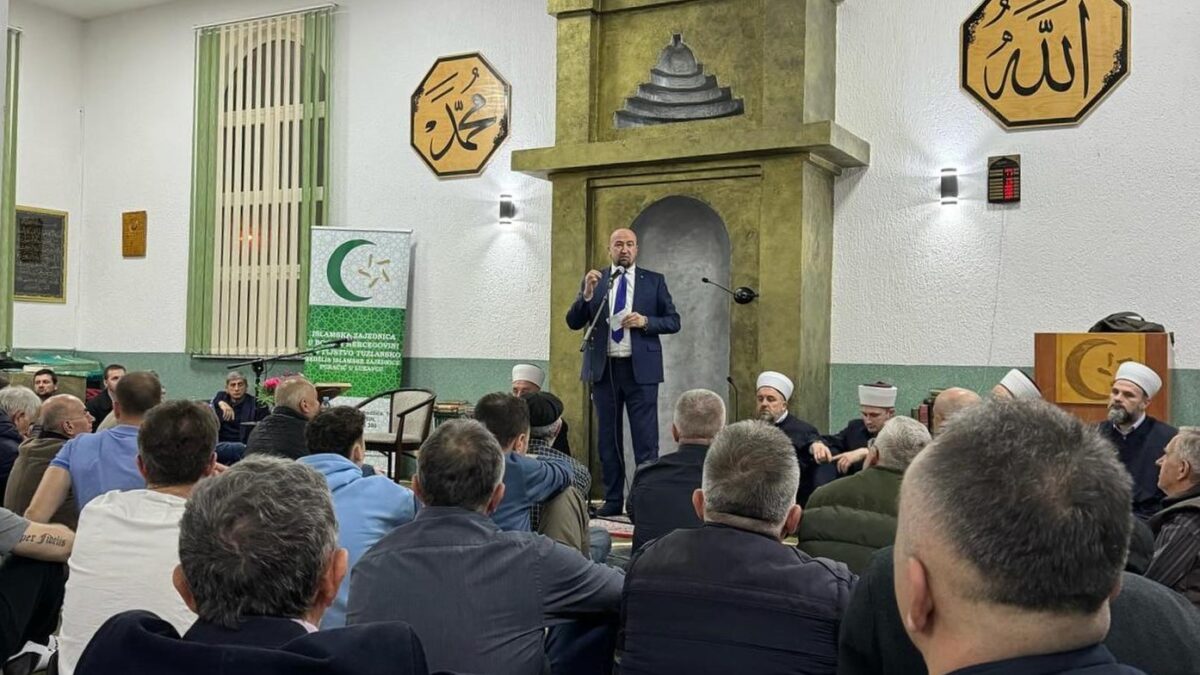 MIZ Puračić: Večer Kur'ana u Gradskoj džamiji u Lukavcu