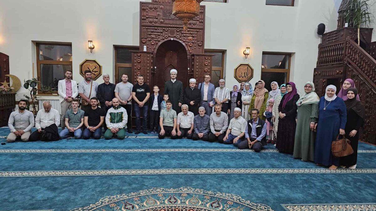 Srebrenik: Održana tribina o džematu
