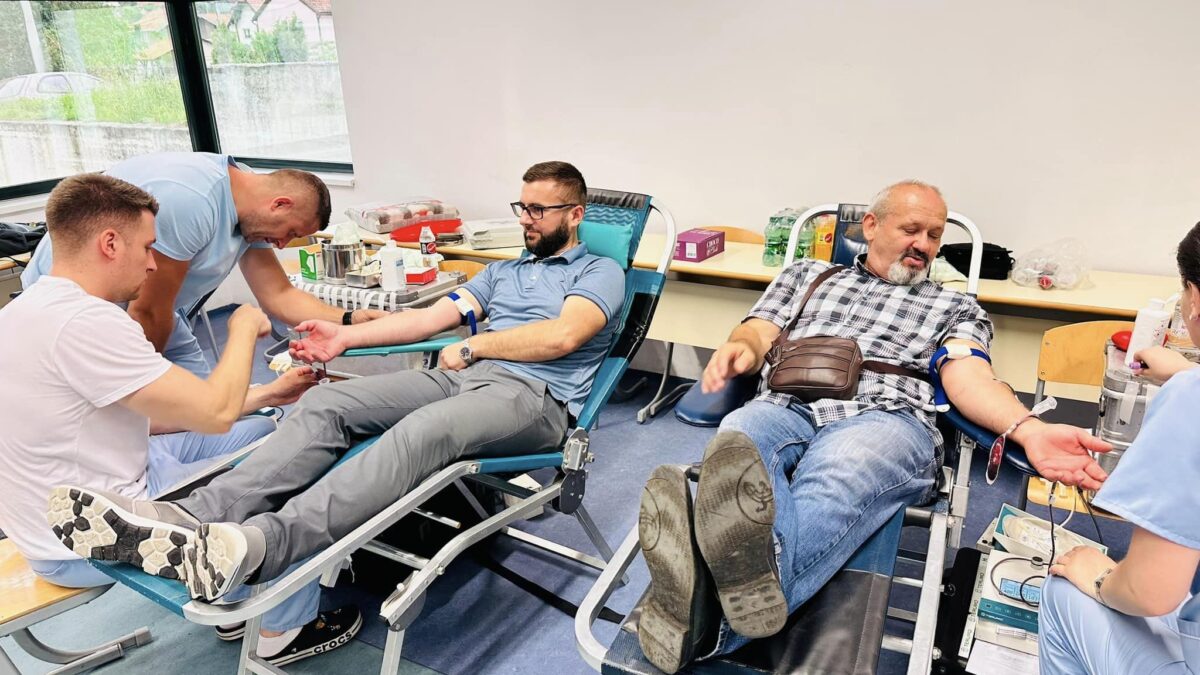 Medžlis IZ Tuzla organizovao još jednu akciju darivanja krvi