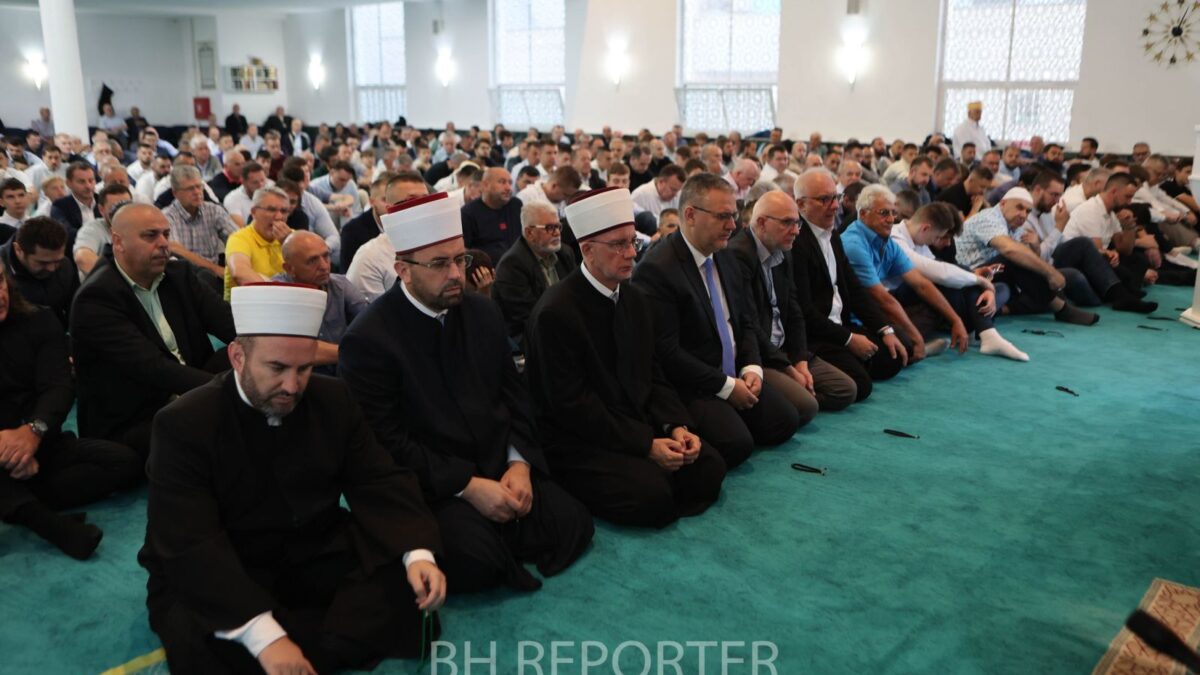 Centralna bajramska svečanost Muftijstva tuzlanskog u Džamiji “Kralj Abdullah”