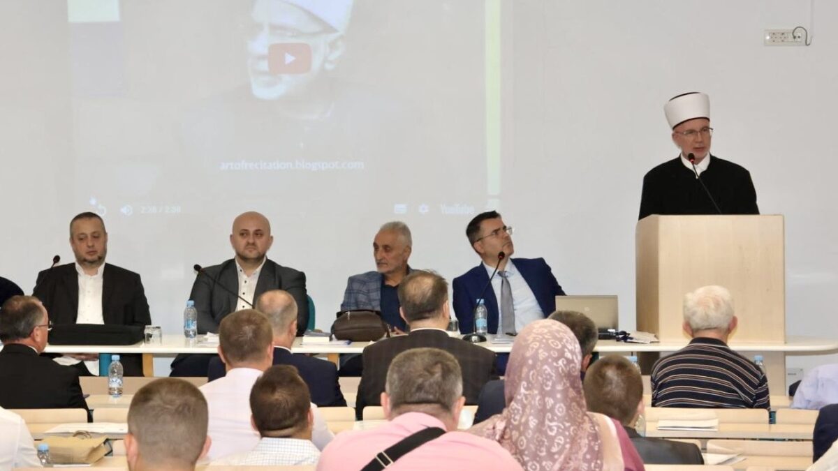 Tuzla: Završena naučna konferencija “Institucija hifza Kur’ana u Bosni i Hercegovini”
