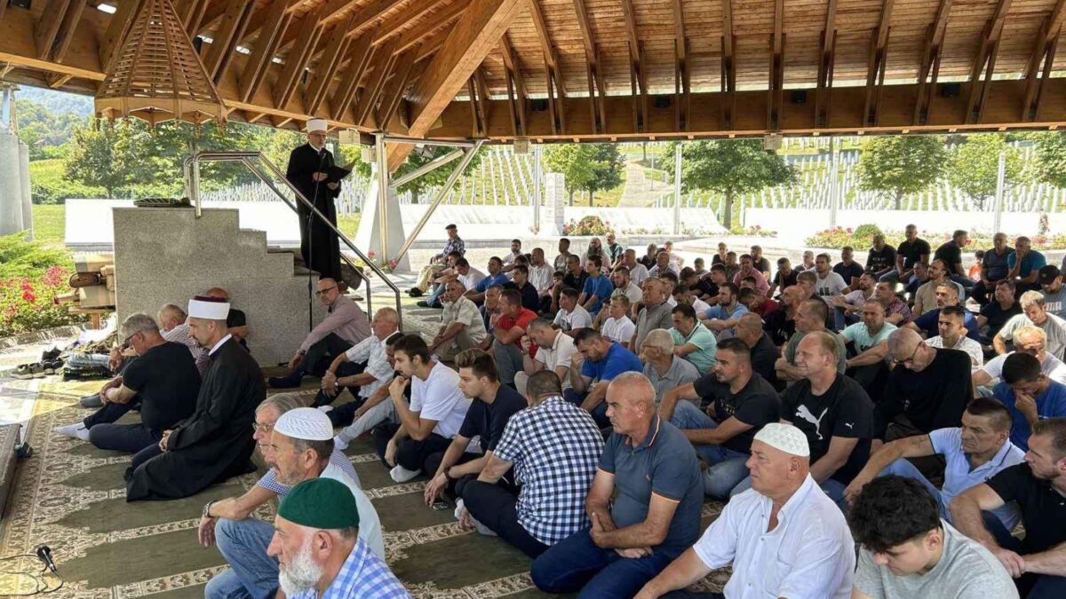 Zamjenik reisul-uleme u Potočarima: Budimo nepokolebljivi u borbi za istinu i pravdu, za vjeru i domovinu