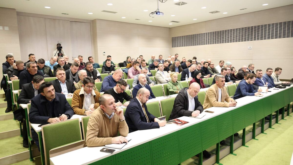 Seminar za službenike medžlisa: Apliciranje na javne pozive