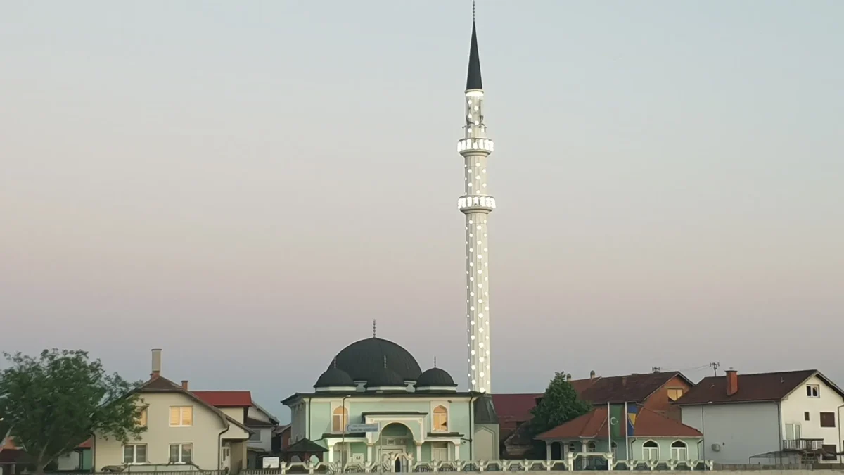 Prije dvadeset godina otvorena obnovljena Džedid džamija u Janji