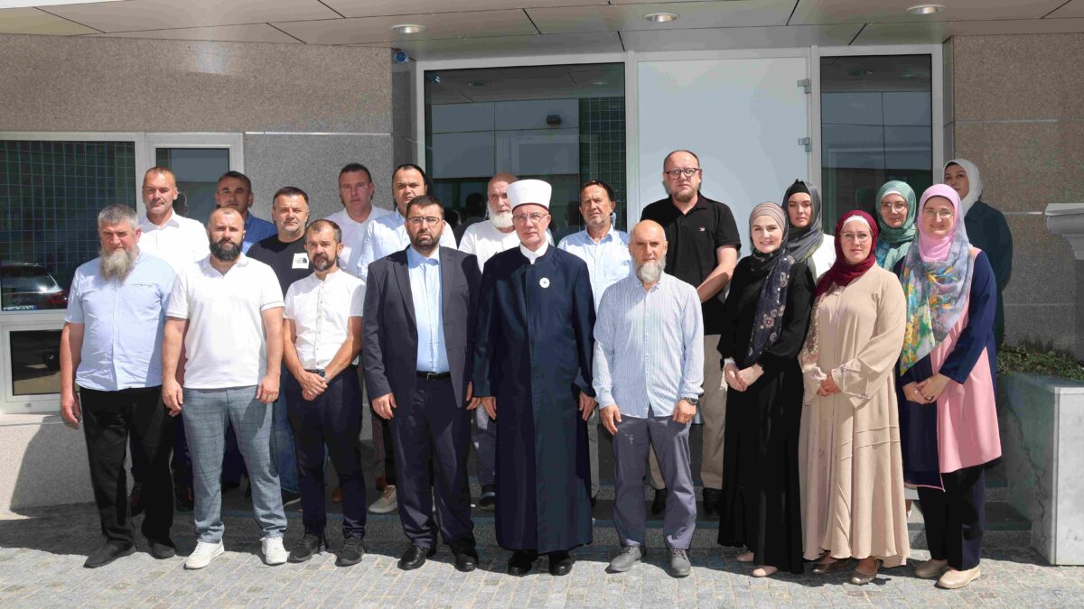 Muftija Fazlović: Naša misija je da podučimo islamu naraštaje ovog vremena