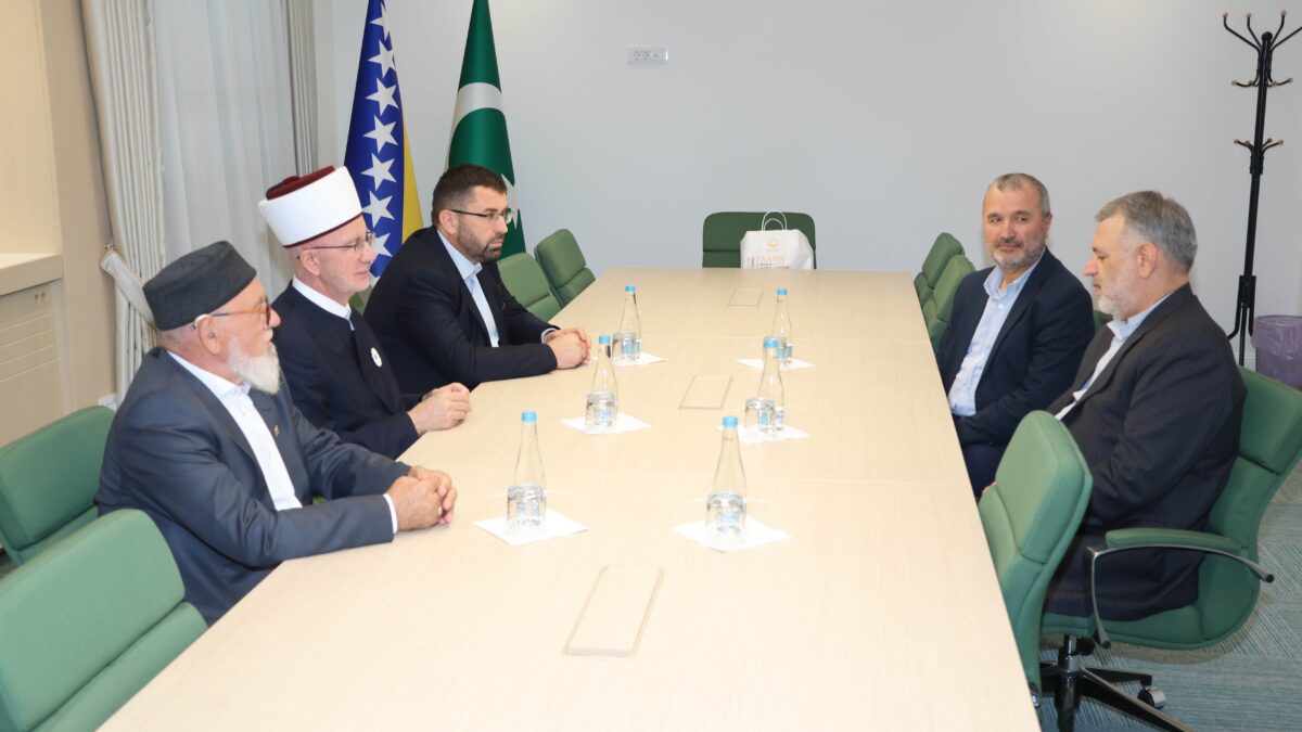 Delegacija Fondacije „Mulla Sadra“ posjetila muftiju Fazlovića: Nastavak saradnje na polju nauke i kulture