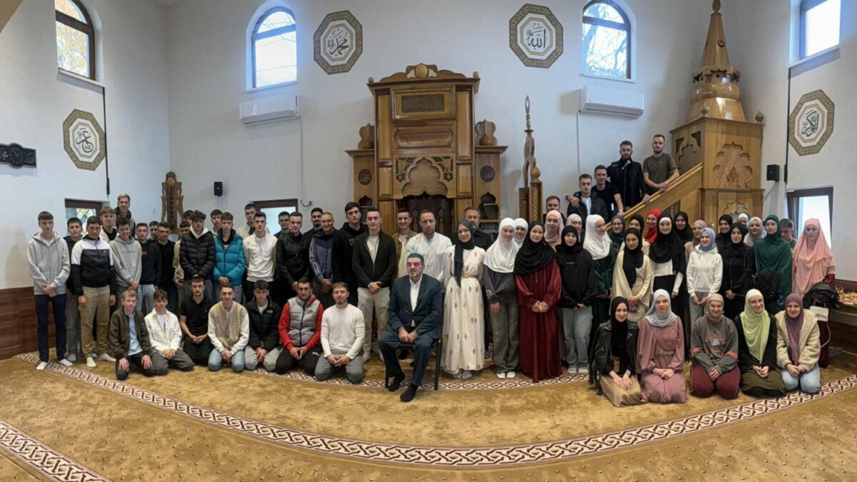 Kurs islama Mreže mladih: Predavanja održali Idris-ef. Memić i Mevludin-ef. Hrnjić