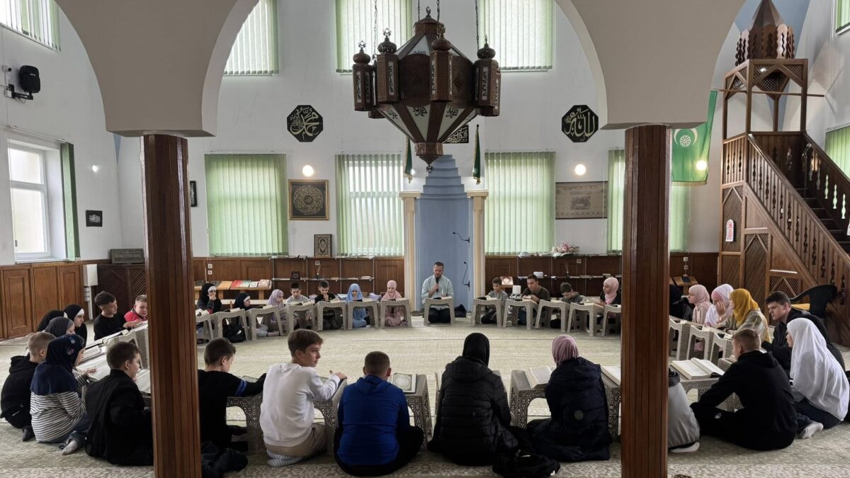 MIZ Puračić: Pedeset učača na mektepskoj mukabeli u džematu Turski Lukavac