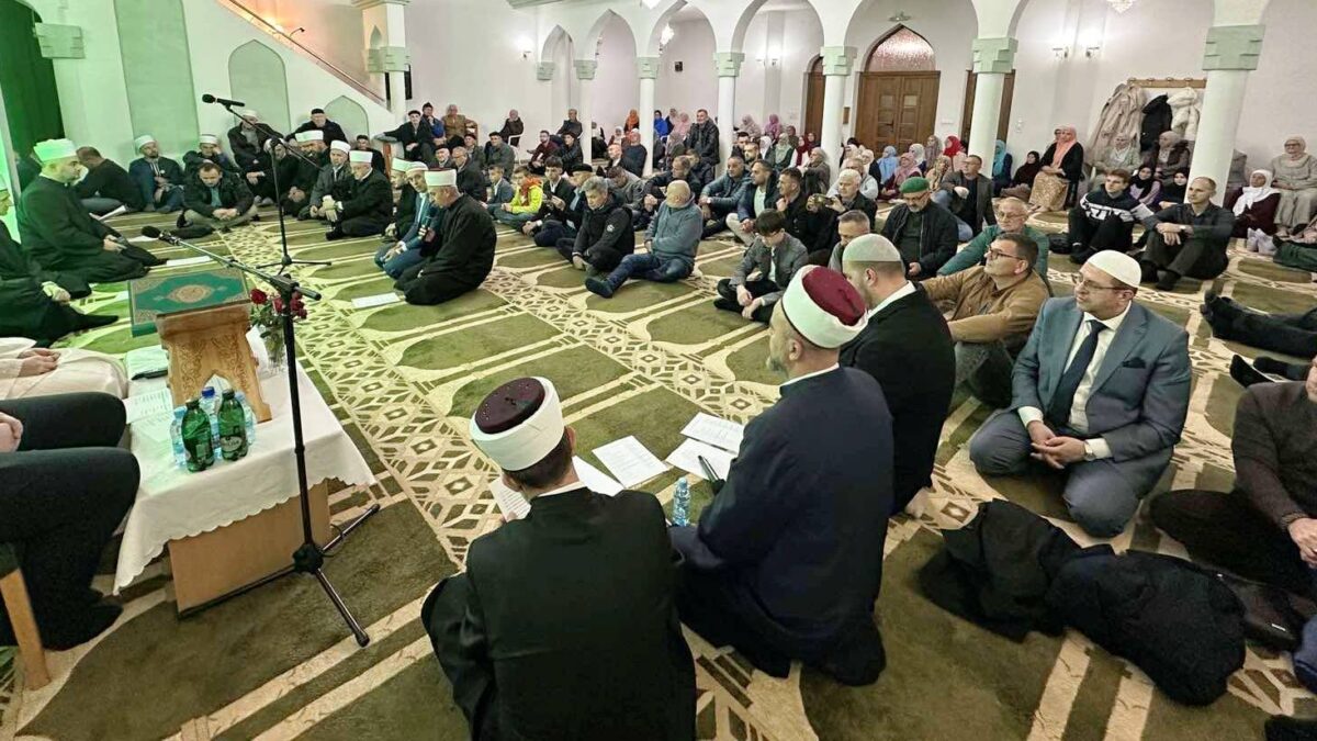 Kalesija: Održana “Večer hafiza”