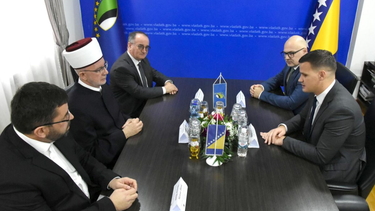 Potpisan Sporazum o osnivanju JU Institut za društvena i religijska istraživanja u Tuzli