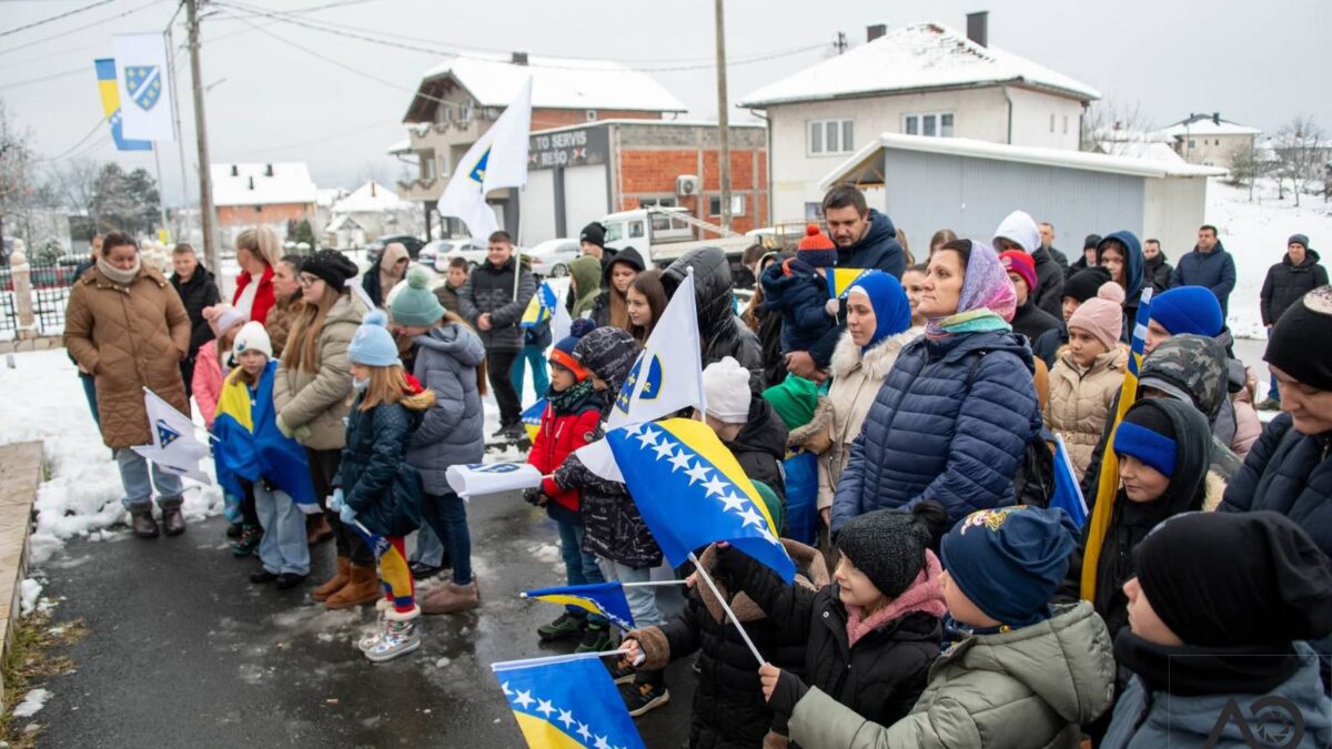 Gračanica: U Stjepan Polju svečano obilježen Dan državnosti