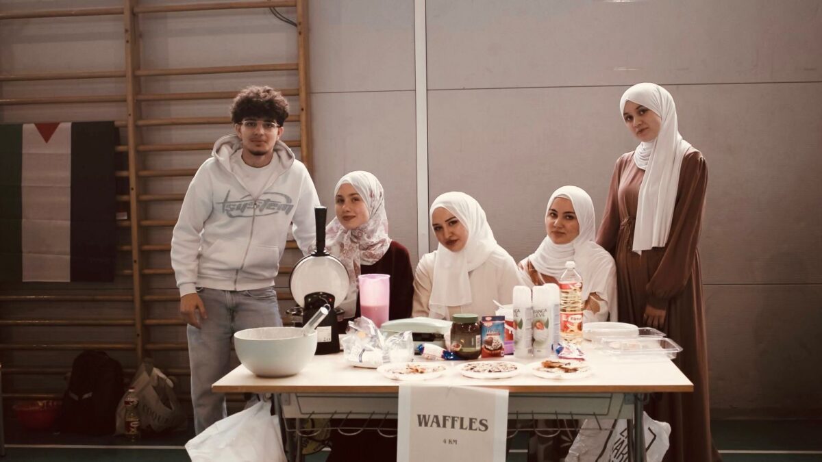 Humanitarni bazar za narod Palestine održan u Behram-begovoj medresi