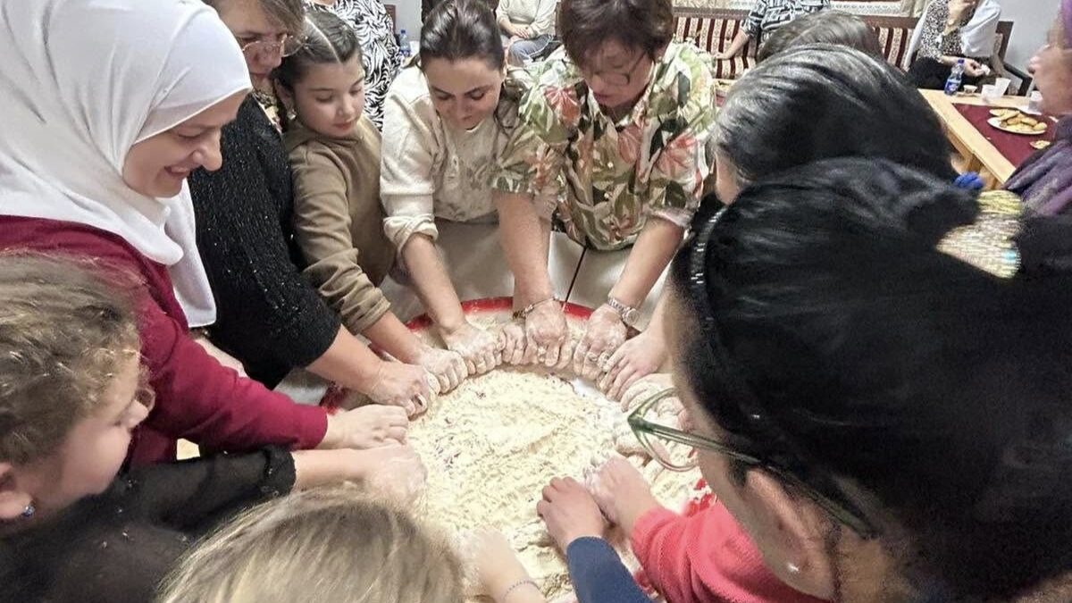 Bijeljina: Tradicija i identitet teme druženje za žene i djevojke