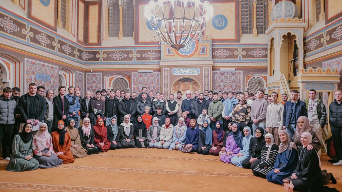 Tuzla: Predavanja u Behram-begovoj (Šarenoj) džamiji