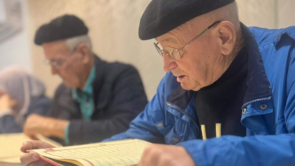 Tuzla: Halka Kur'ana u džematima Šehidske džamije i Cerik