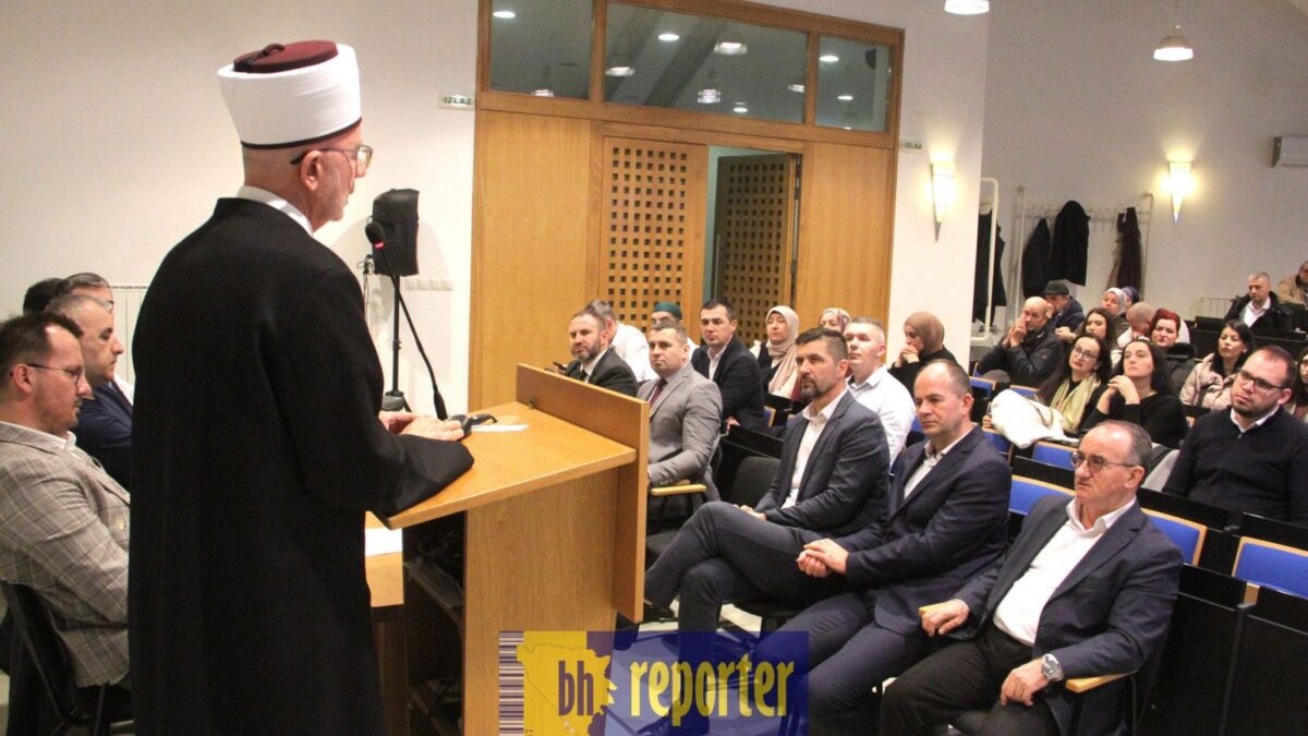 U Tuzli promovisano djelo „Od Drine do Zelenog Jadra“ Senada Karića: Knjiga koja dokumentuje zločin